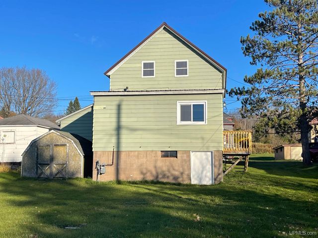 1612 Barber Street, Bessemer, MI 49911