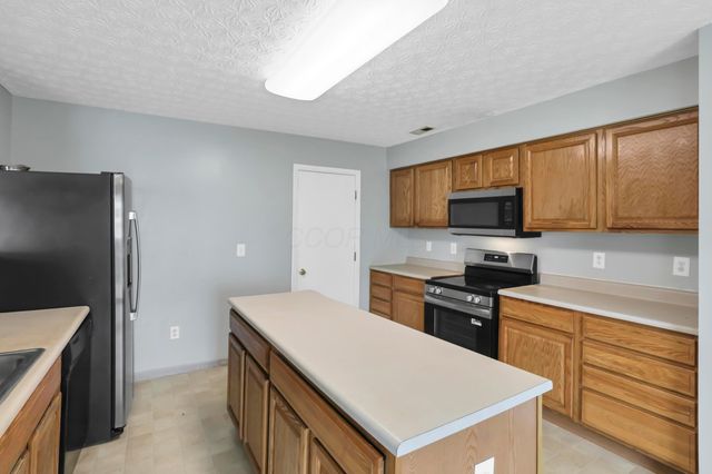 5480 Shannon Square Drive, Canal Winchester, OH 43110