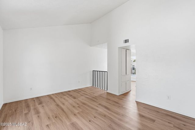 1620 N Wilmot Rd Unit S333, Tucson, AZ 85712