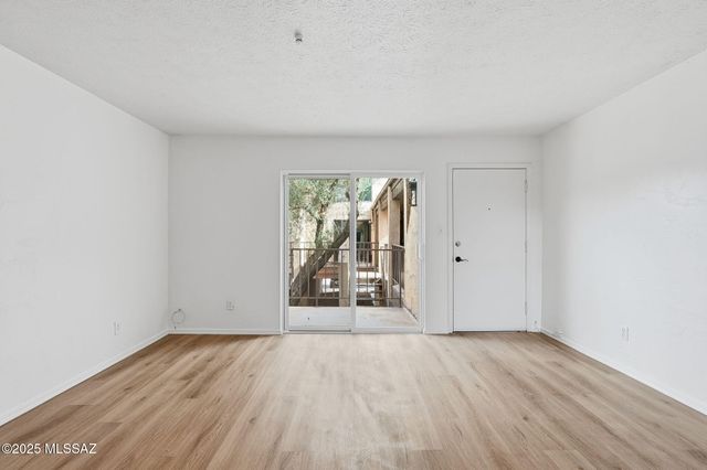 1620 N Wilmot Rd Unit S333, Tucson, AZ 85712