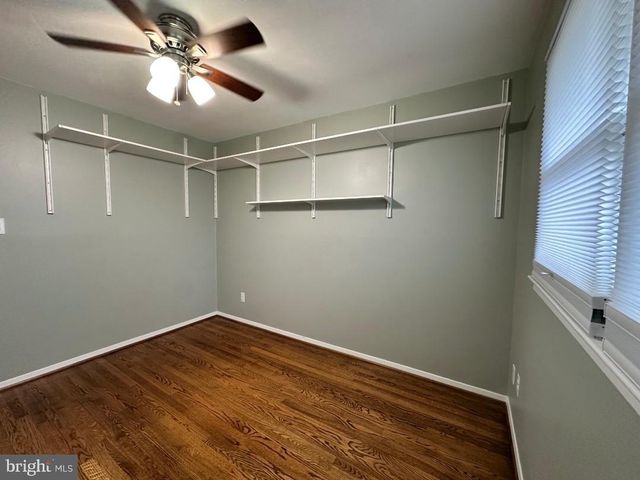 8140 DRAYTON LN, Springfield, VA 22151