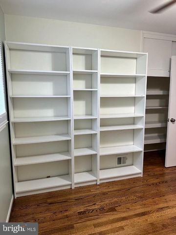 8140 DRAYTON LN, Springfield, VA 22151