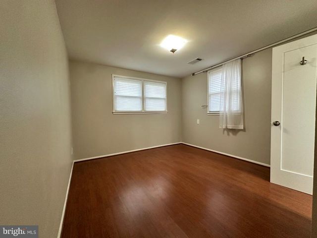 8140 DRAYTON LN, Springfield, VA 22151