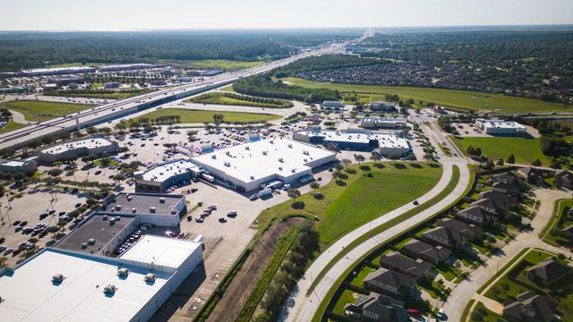 1825 Brookport Drive, League City, TX 77573