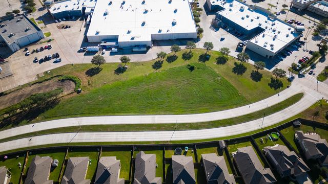 1825 Brookport Drive, League City, TX 77573