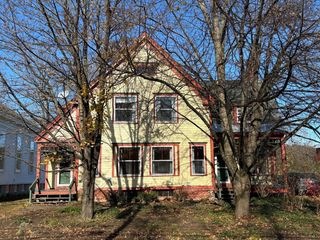 527 Main, Ashfield, MA 01330
