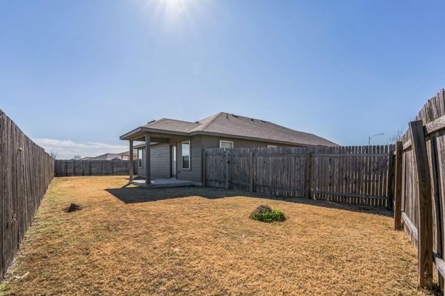1513 Shenandoah CV, Lockhart, TX 78644