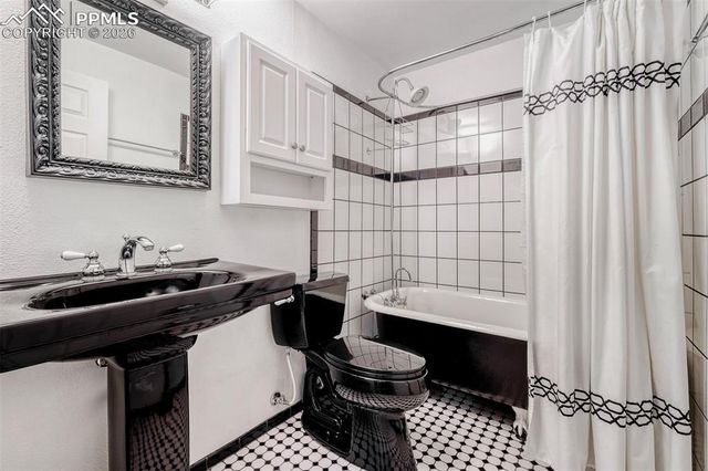 6707 Fountain Ridge Circle, Fountain, CO 80817