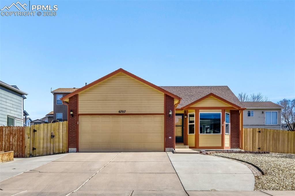 6707 Fountain Ridge Circle, Fountain, CO 80817