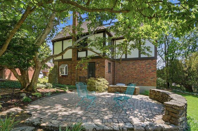 3200 Grischy Lane, Cincinnati, OH 45208