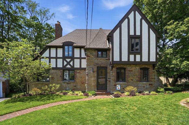 3200 Grischy Lane, Cincinnati, OH 45208
