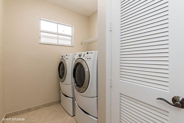 623 Castle Drive, Palm Beach Gardens, FL 33410