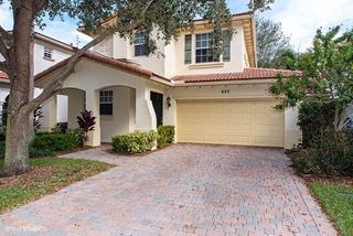 623 Castle Drive, Palm Beach Gardens, FL 33410