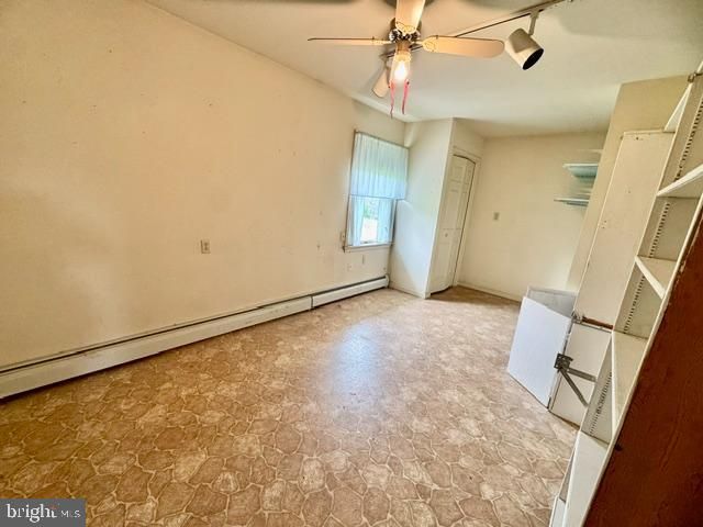 186 LONGABACH DR, Elizabethville, PA 17023
