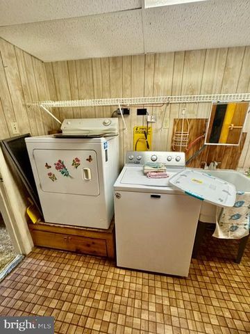 186 LONGABACH DR, Elizabethville, PA 17023