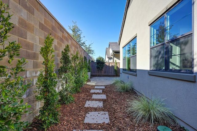 7080 Soleil Way, Granite Bay, CA 95746