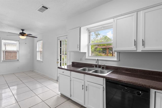 323 Hillcrest Avenue, Richardson, TX 75081