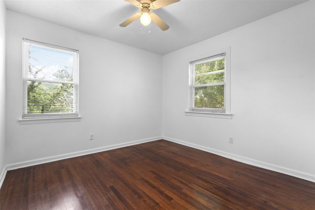 323 Hillcrest Avenue, Richardson, TX 75081