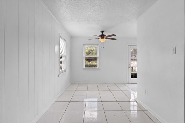 323 Hillcrest Avenue, Richardson, TX 75081