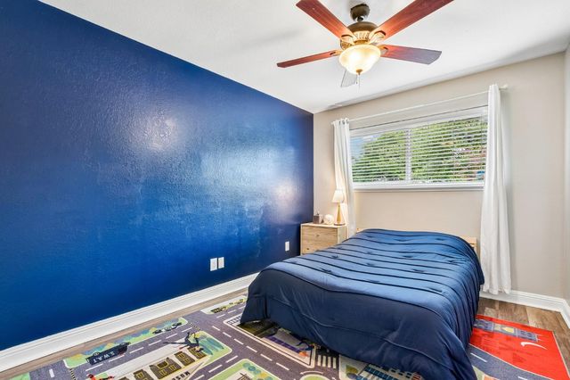 1524 Crestmont Ave, Roseville, CA 95661