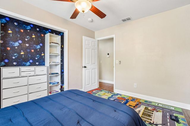1524 Crestmont Ave, Roseville, CA 95661