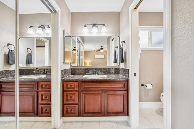 1524 Crestmont Ave, Roseville, CA 95661