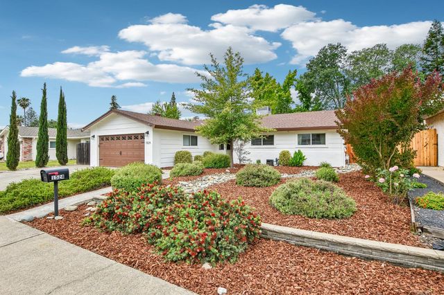 1524 Crestmont Ave, Roseville, CA 95661