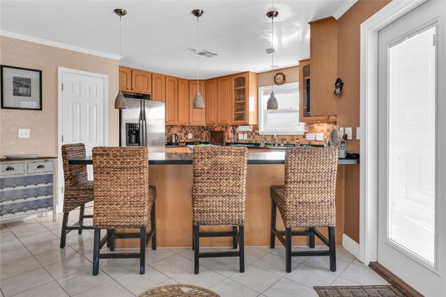 114 Four Master Road, Freeport, TX 77541