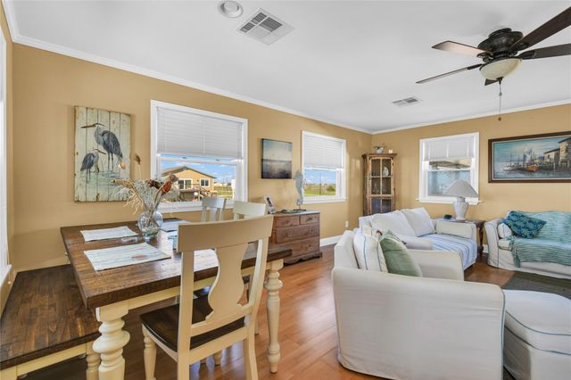 114 Four Master Road, Freeport, TX 77541