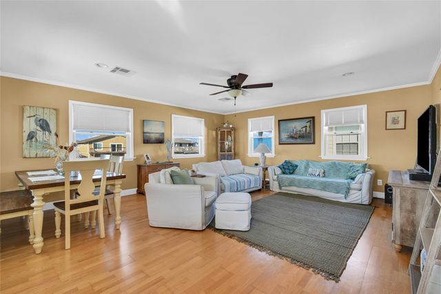 114 Four Master Road, Freeport, TX 77541