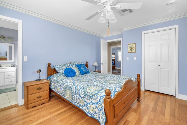 114 Four Master Road, Freeport, TX 77541