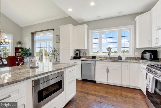 2524 FOURLEAF DR, Finksburg, MD 21048