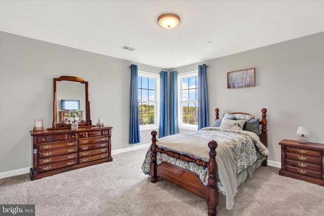 2524 FOURLEAF DR, Finksburg, MD 21048