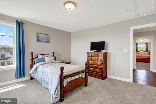 2524 FOURLEAF DR, Finksburg, MD 21048