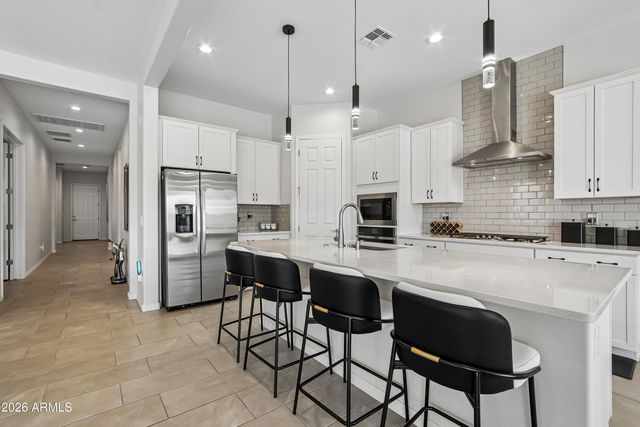 24006 N 171ST Drive, Surprise, AZ 85387