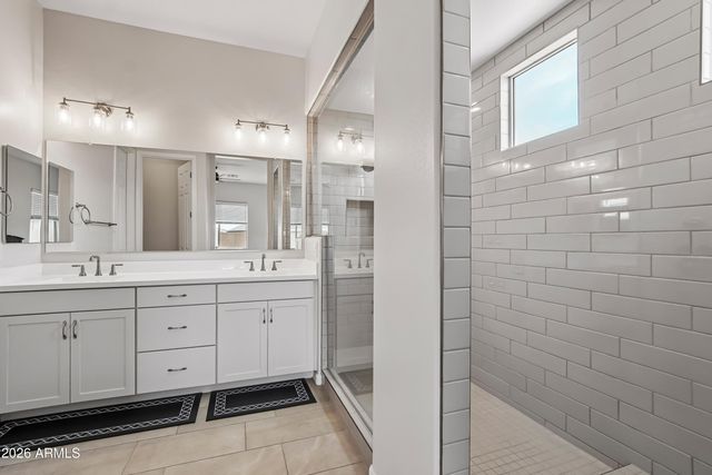 24006 N 171ST Drive, Surprise, AZ 85387