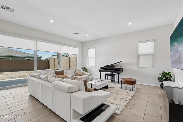 24006 N 171ST Drive, Surprise, AZ 85387