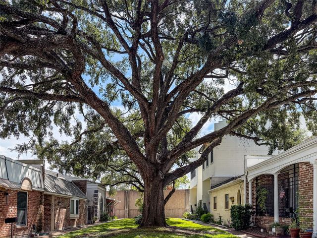 4011 Breakwood Drive, Houston, TX 77025