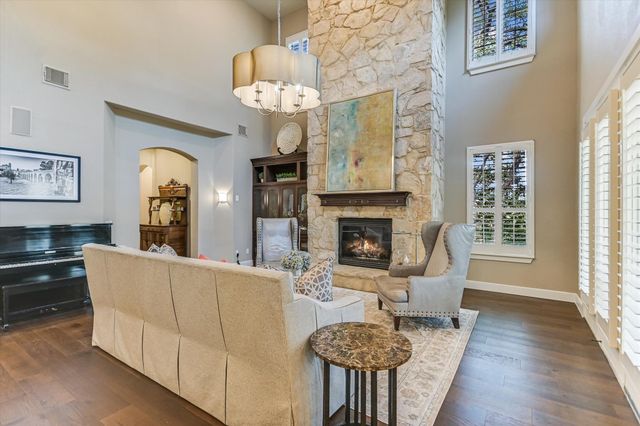 1036 Liberty Park DR 15, Austin, TX 78746