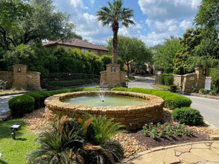 1036 Liberty Park DR 15, Austin, TX 78746