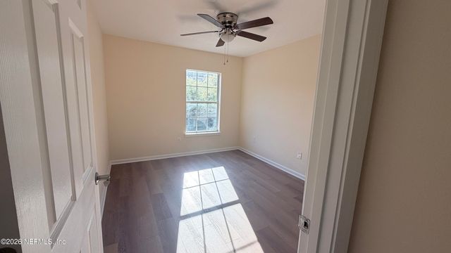 4047 LIONHEART Drive, Jacksonville, FL 32216