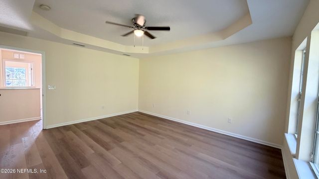 4047 LIONHEART Drive, Jacksonville, FL 32216