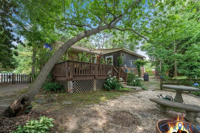 12203 McKenna Cir, Midlothian, VA 23112