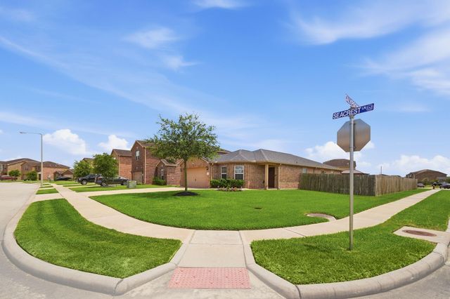 12211 Seacrest Lane, Texas City, TX 77568