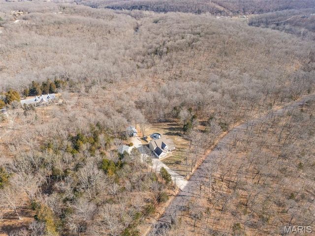 2401 Pfinister School Road, De Soto, MO 63020