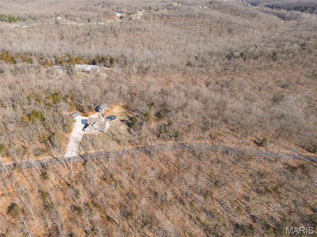 2401 Pfinister School Road, De Soto, MO 63020