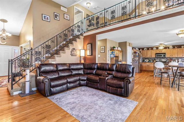 2401 Pfinister School Road, De Soto, MO 63020