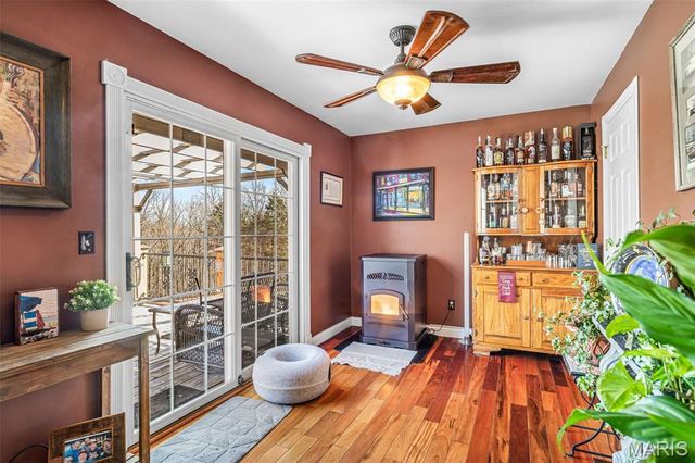 2401 Pfinister School Road, De Soto, MO 63020