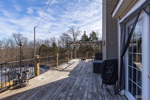 2401 Pfinister School Road, De Soto, MO 63020