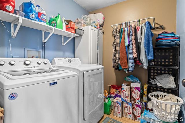 2401 Pfinister School Road, De Soto, MO 63020